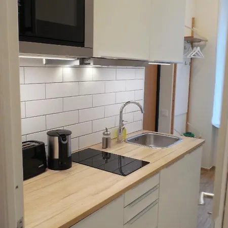 Old Town Center Apartment